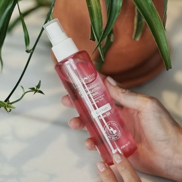 Cilt Temizleyici ve Sıkılaştırıcı Tonik (Gülyağlı)